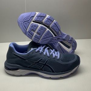 Woman’s Asics gel pursue 4 running shoes size 8.5